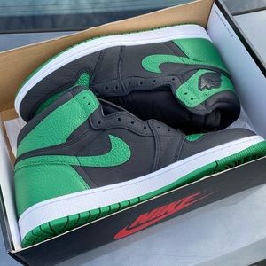 Pine Green 1s